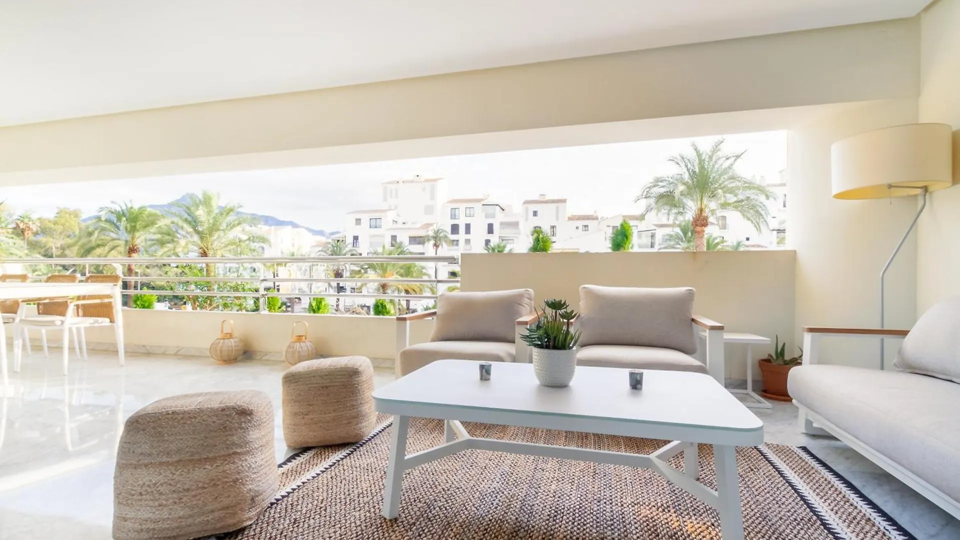 Marbella Banus Suites - Playas Del Duque Luxury