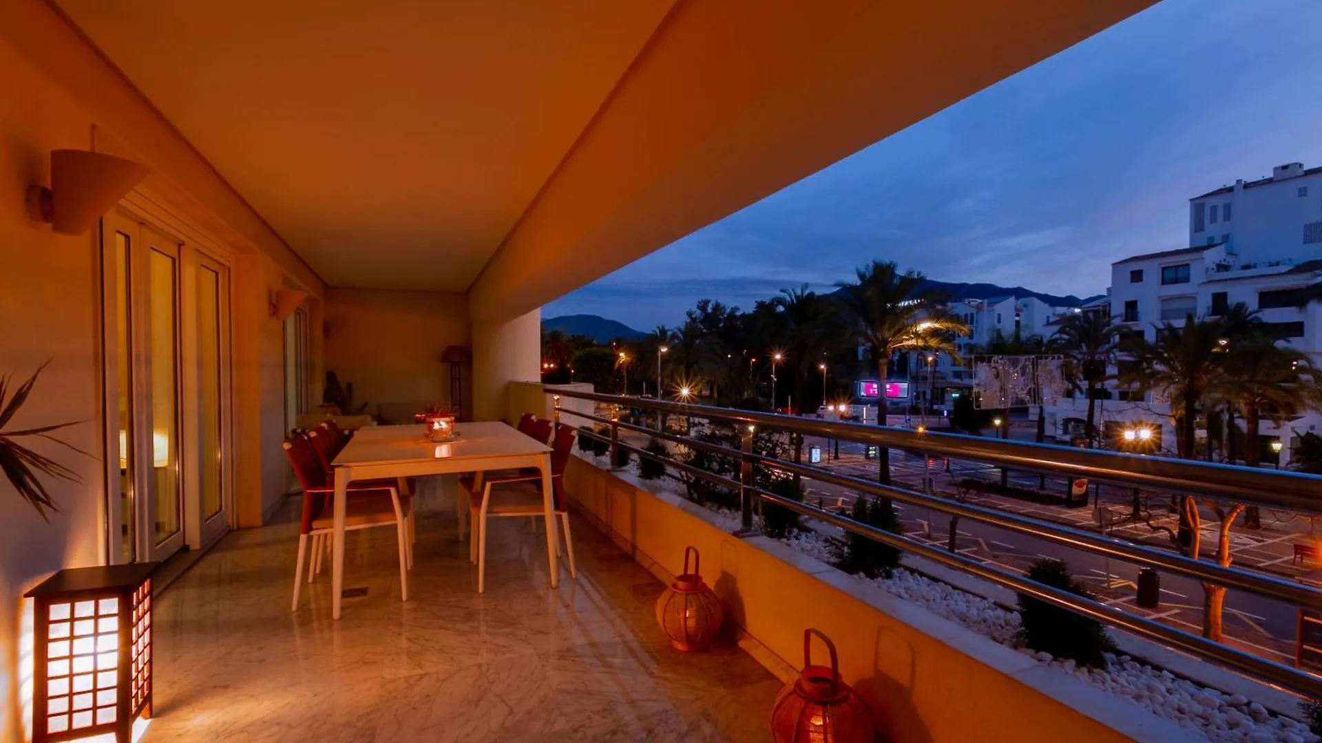 Marbella Banus Suites - Playas Del Duque Luxury 0*,