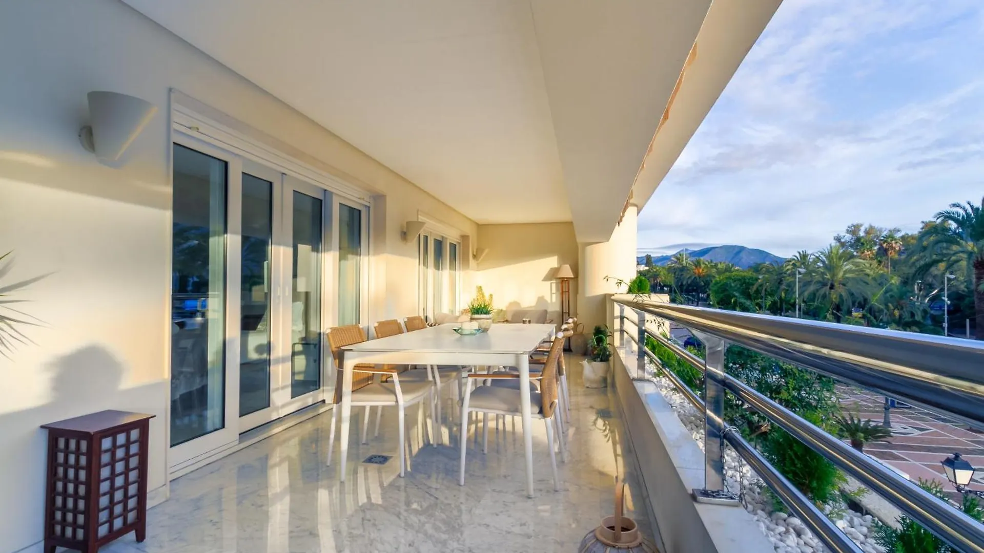 Marbella Banus Suites - Playas Del Duque Luxury Spain