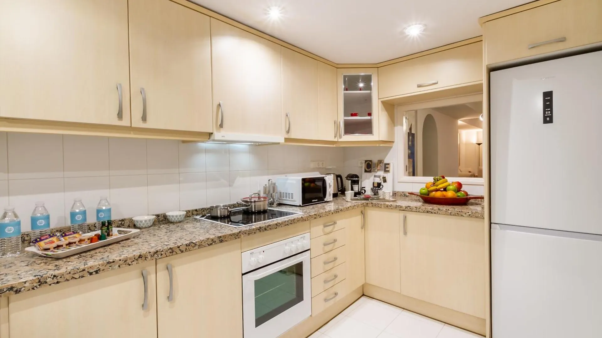 Marbella Banus Suites - Playas Del Duque Luxury Apartment