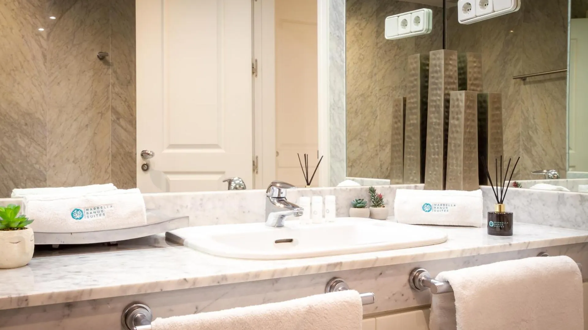 Apartment Marbella Banus Suites - Playas Del Duque Luxury
