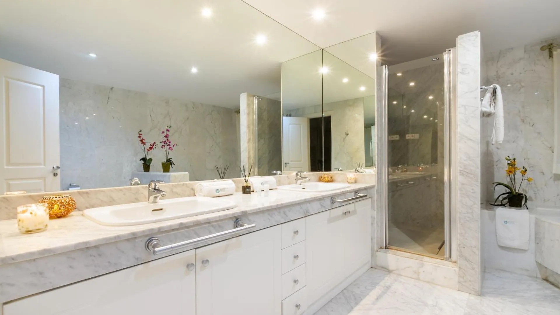 Apartment Marbella Banus Suites - Playas Del Duque Luxury Spain