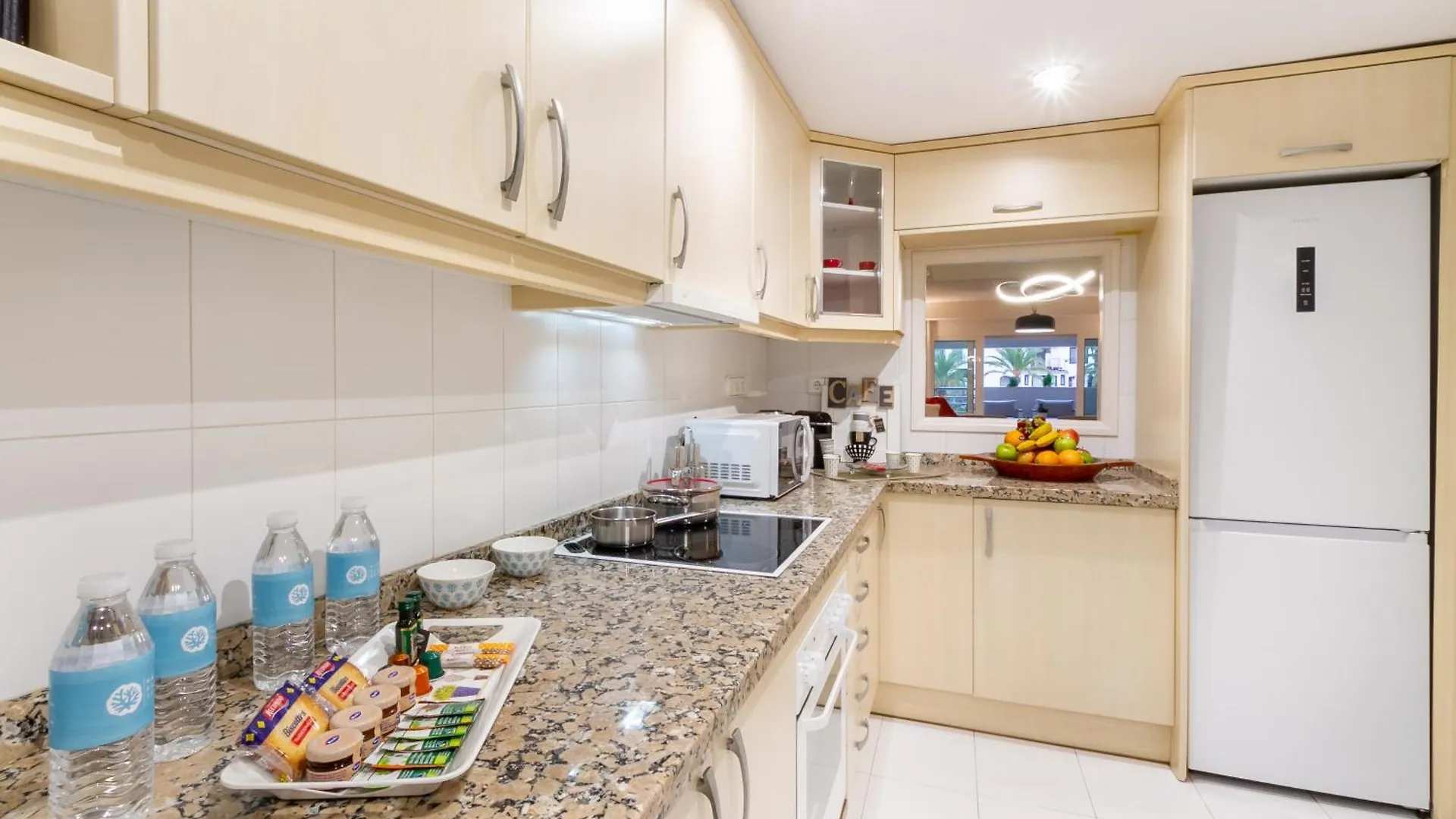 Marbella Banus Suites - Playas Del Duque Luxury Apartment