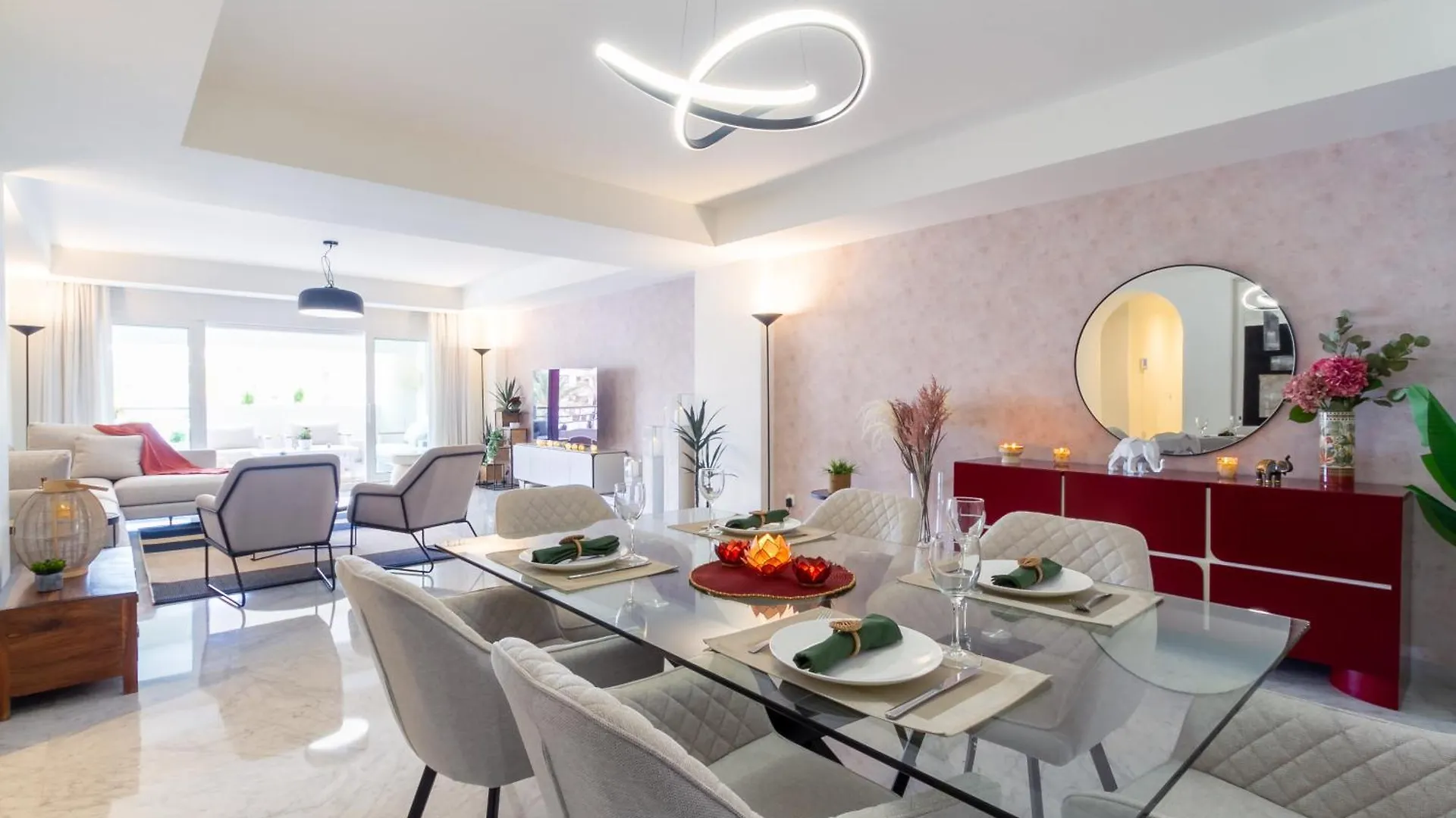 Marbella Banus Suites - Playas Del Duque Luxury Spain
